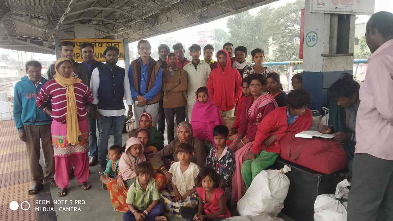 असंगठित कांग्रेस के द्वारा कर्नाटक में फंसे 25 मजदूरों को कराया गया रिहा, सही सलामत आज रायपुर पहुंचे