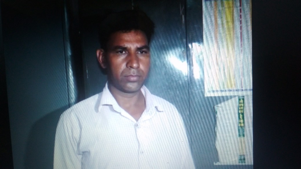 धोखाधड़ी के मामले में एसटीएफ के जवान को पुलिस ने किया गिरफ्तार