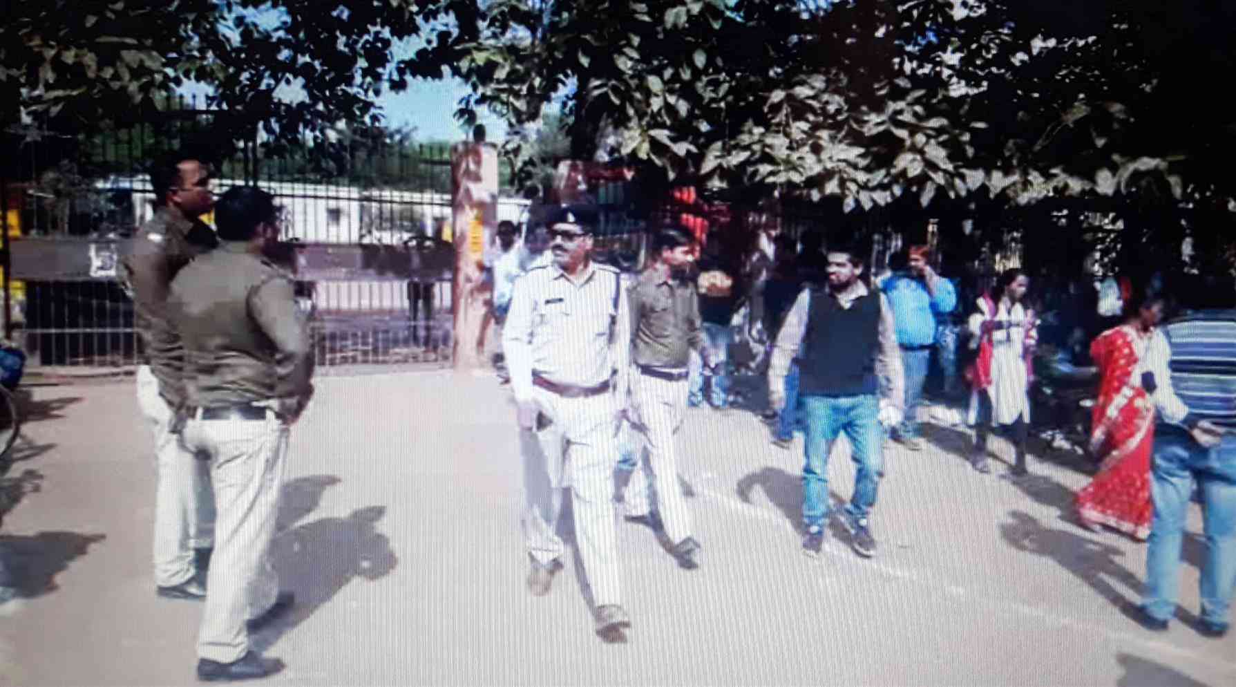 निकाय चुनाव में जिले के 1000 पुलिस जवान चुनाव की सुरक्षा का सम्भाल रहे कमान