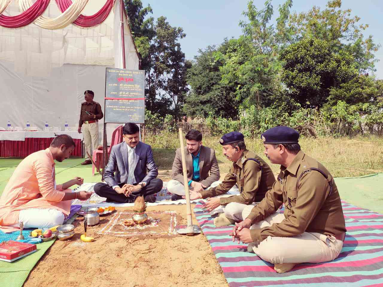 सीएसपी कार्यालय बैरक निर्माण का आईजी ने किया भूमिपूजन