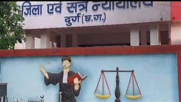 अमित पेट्रोल पंप में एक नियमित ग्राहक , रविशंकर मंडले को डेढ़ लाख का लगाया गया चूना , पेट्रोल पंप द्वारा नकारे जाने के बाद थाने में भी नहीं  हुई सुनवाई 