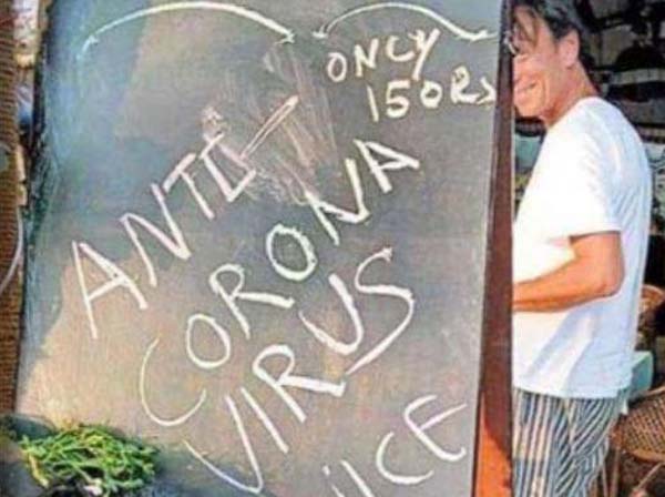 केरल  में  एक   विदेशी   एंटी    कोरोना जूूूस  बेचते  धरा     गया 